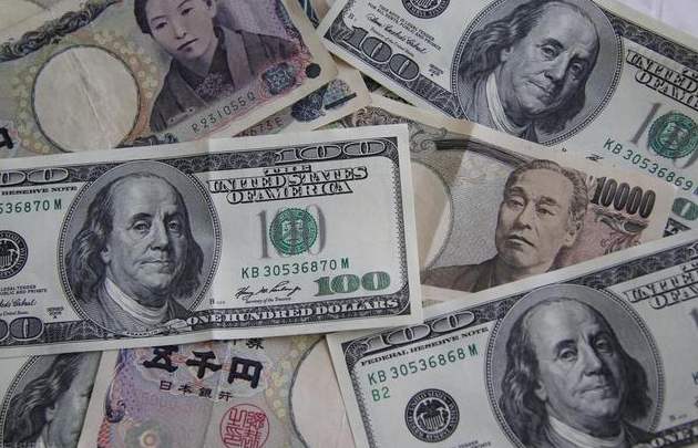 美元兑日元短线下跌近200点 汇率市场震动